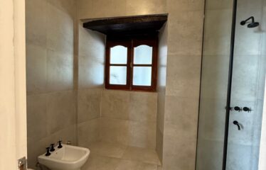 ALQUILADO-DPTO EN VAQUEROS (ALMERIA)