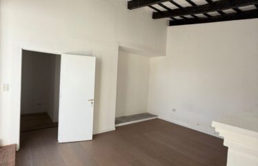 ALQUILADO-DPTO EN VAQUEROS (ALMERIA)