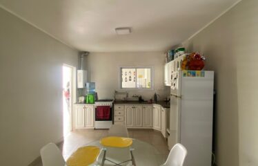 VENDO-CASA TRES CERRITOS